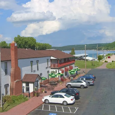 Afton House Inn