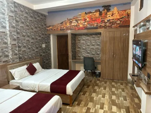 Atithi Palace Luxury Guest House Hotel a Anegpur