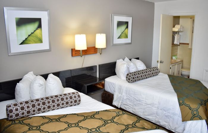 Twi-Lite Inn