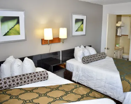 Twi-Lite Inn Hotels in Warren County