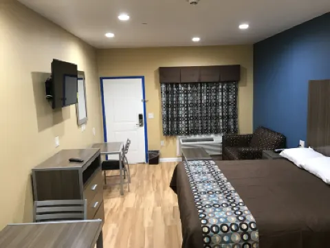 貝敦華麗套房酒店 鄰近Baytown Wetlands Center的酒店