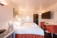 Hotel Approach