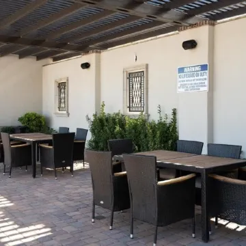 Desert Bungalow #h8 3 Bedroom Home