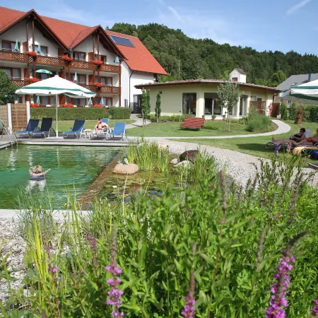 Hotel & Gasthof Zur Linde Hotéis em Kipfenberg
