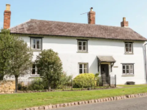 Elmhurst Cottage Hotels in 