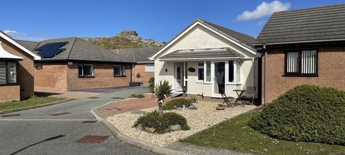 Seagull Cottage Hotels in Holyhead