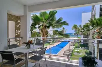 Costa Atlantica Punta Cana - Beach Vacation Condos - Merinäköala