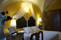 Castello San Giuseppe - Historical Bed and Breakfast Hotels in Province of Biella