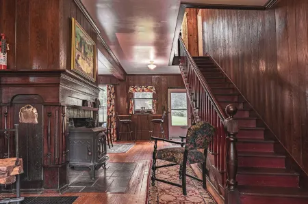 Black Mountain Inn Отели в г. Суоннаноа