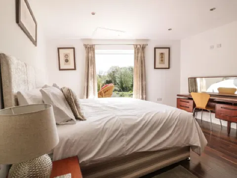 奇拉根霍斯酒店 酒店