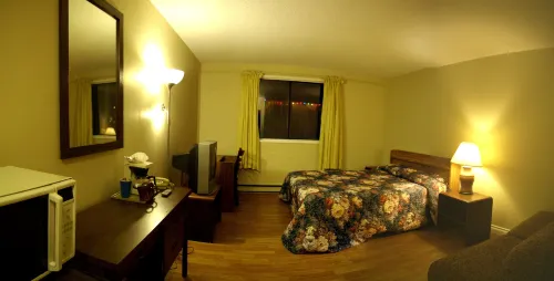 Villagers Inn Hotels in Rossland