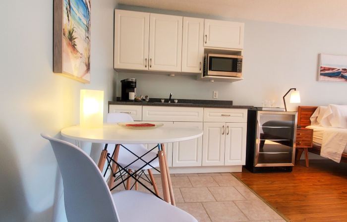 Oasis by the Bay Vacation Suites