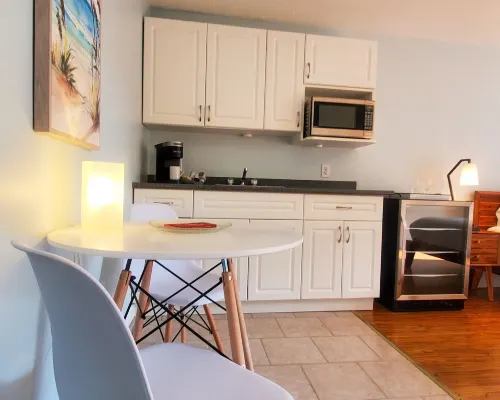 Oasis by the Bay Vacation Suites Hotels in Wasaga Beach