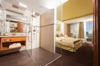 Hotel Vier Jahreszeiten Loipersdorf فنادق في 