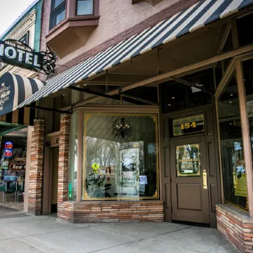 Grand Highland Hotel