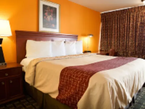 Highlander Motel Hotels in Athens