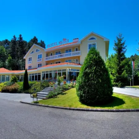Villa Medici Hotel & Restaurant