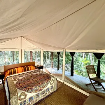 Glamping Bunga Lotus