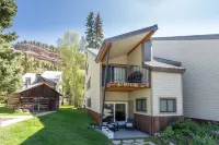 Valley Floor Dream with Fireplace - Year-Round Trail Access, 3 Min to Town Condo Hotels in Mountain Village