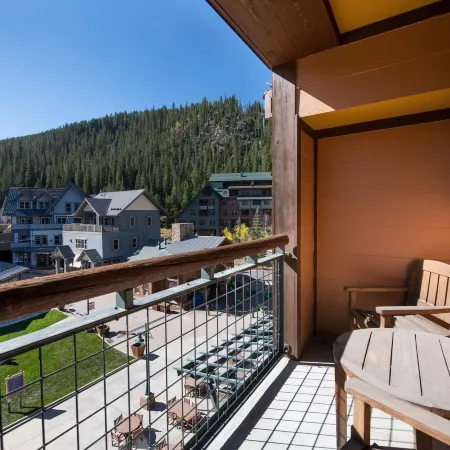 Riverside Condo with the Village and Continental View - Zephyr Mountain Lodge Premium-Rated 2416
