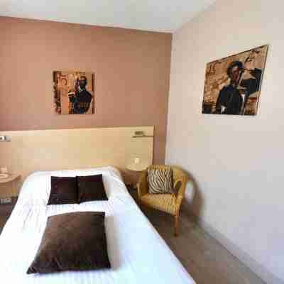 Logis Hôtel La Croix Couverte Rooms