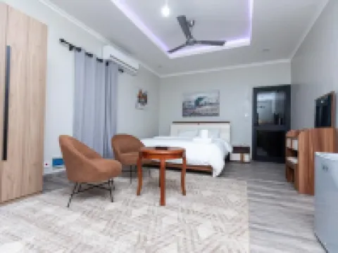 The Big Blue Resort & Spa Hotels in Awutu