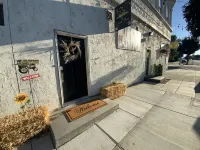 Studio Condo above downtown Gym- close to Gorge