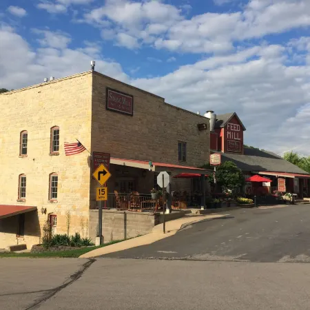 Stone Mill Hotel & Suites