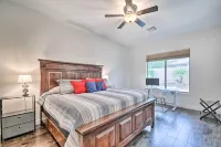 Patio and Fire Pit Family Retreat in Cave Creek! Hotels in Desert View
