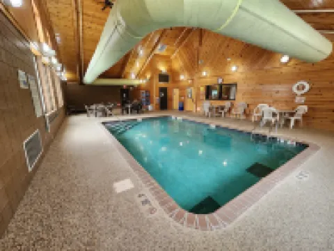 Pine Peaks Lodge & Suites Hotels in Crosslake