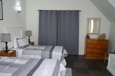 Divine & Spacious Marina Village 2 Bedroom Condo Close to Waterfront