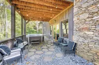 Hot Tub and Fire Pit Getaway Near Nantahala Gorge! - Haustierfreundliche