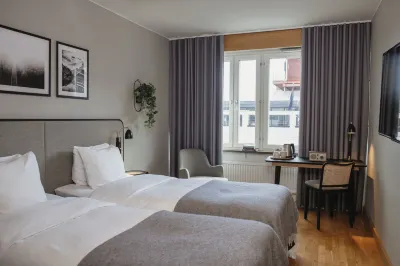 Home Hotel Etage Hotels near Al Rahma Mosque