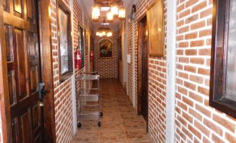 Vista Del Sol Apartments