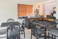 Super 8 by Wyndham New Castle - Morgenmad