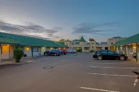 Camelot Motor Lodge and Conference Centre - С парковкой