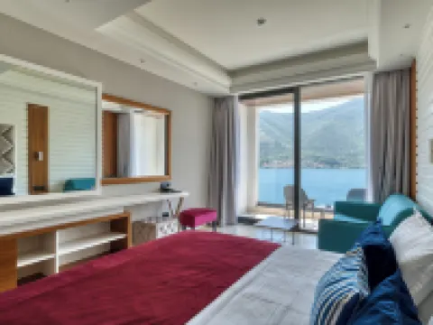 Boutique Hotel R Palazzo Hoteles en Dobrota