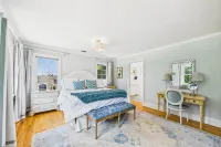 Quiet, luxe, near trails & town