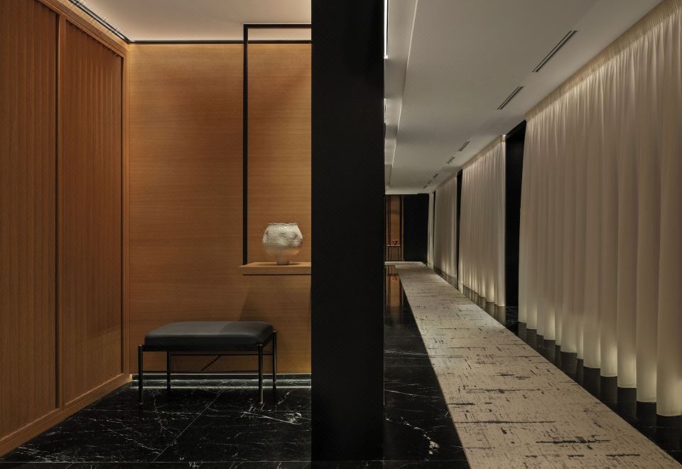 Delano Dubai의 멋진 야외 수영장 또는 해변 전경