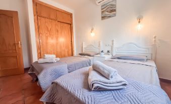 CD-1383 Three Bedroom Villa with Pool