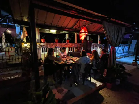 MDF Beach Resort Отели в г. Samboan