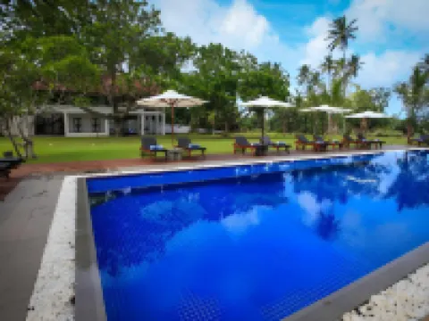Club Villa Hotels in Bentota