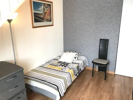 Spacieuse Villa 4 Avec Piscine Intérieure