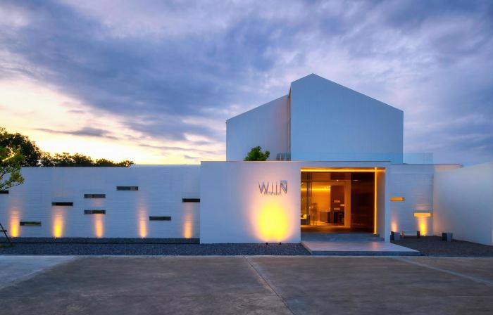WIIN Phetchaburi Hotel