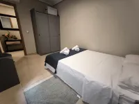 Central Apartment & Beach - balcony