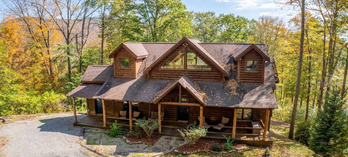 Game Room, Deck + Views: Idyllic Slaty Fork Home Отели в г. Эдрей