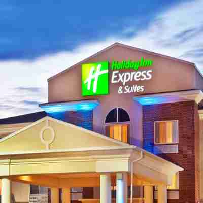 Holiday Inn Express & Suites le Mars Hotel Exterior