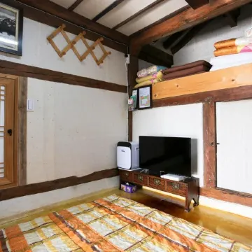 Bonghwa Mangwa Historic House
