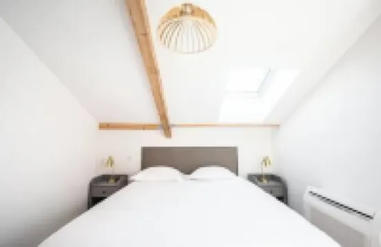 Apartment Comfortable in the Centre of Pau: Parking, AC...