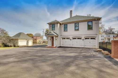 Historic Charnwood Guest House- 1 Mile to Downtown - Lejligheder